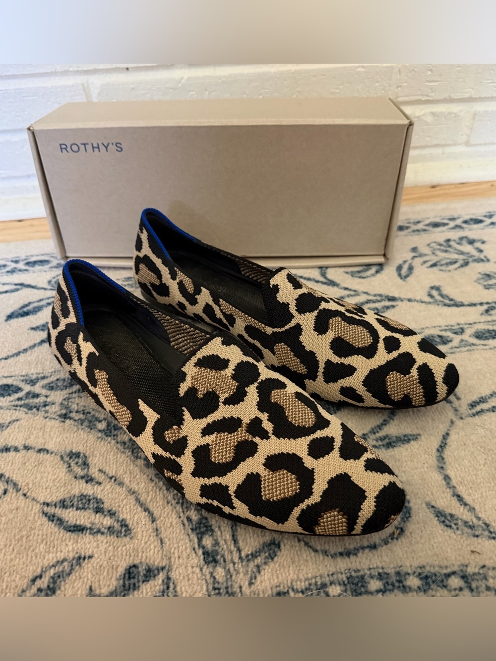 Rothy's Women’s Leopard Knit Loafers in Black and Tan.Desert Cat size 9.Like New
